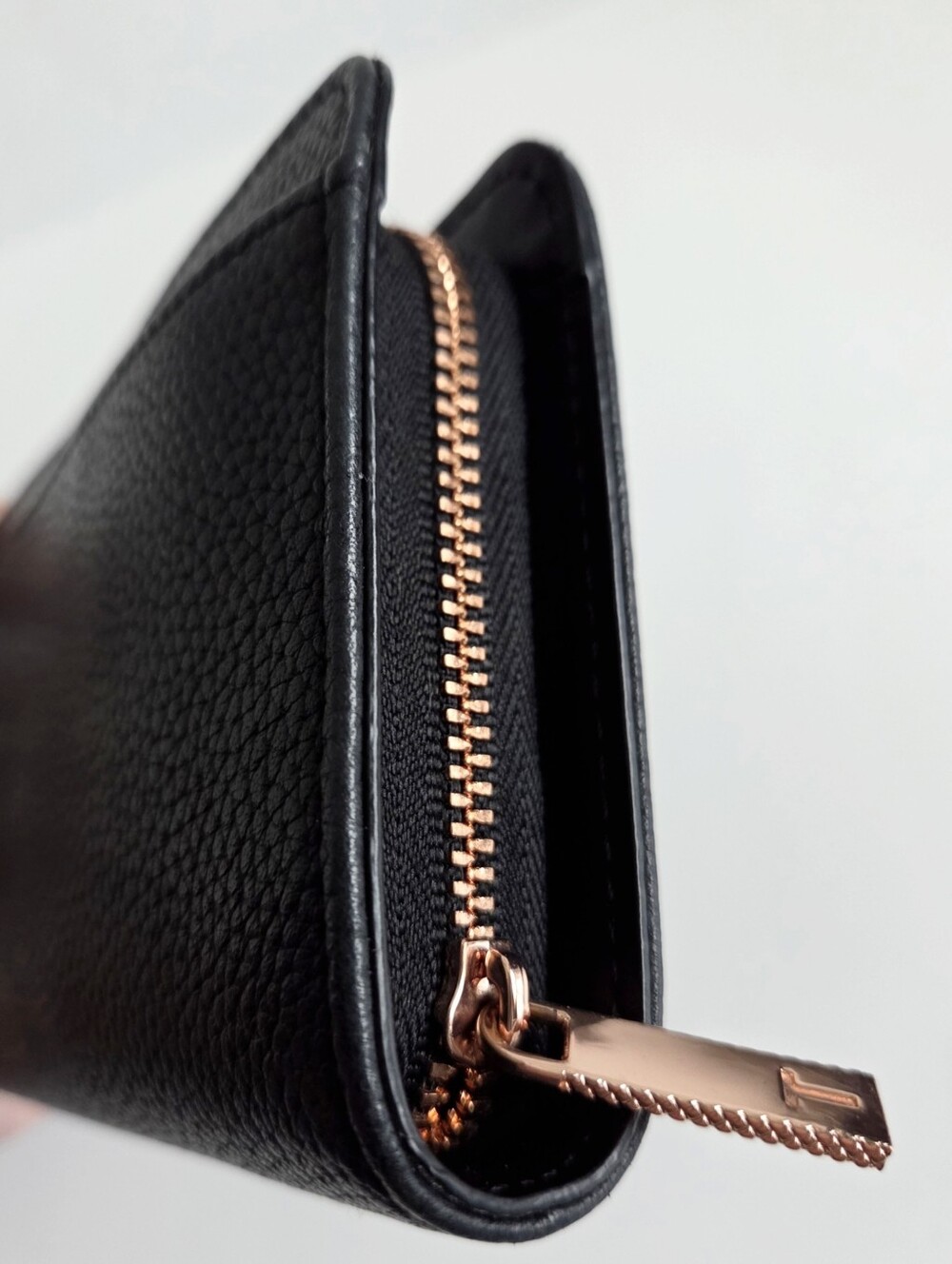 Ted Baker London Black Leather Zip Around Long Wallet With Rose Gold Hardware - Picture 12 of 16